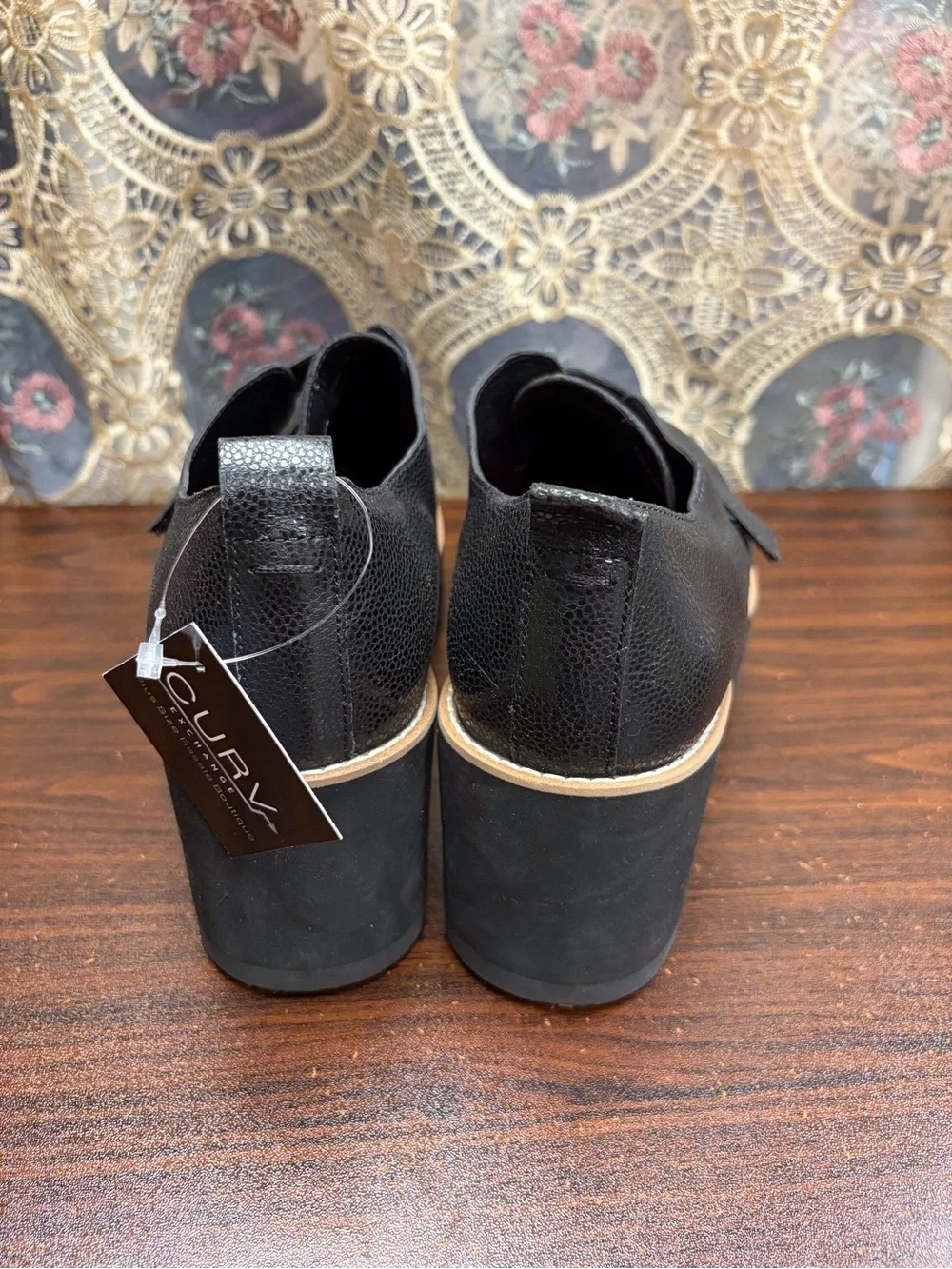 Eileen Fisher chic black